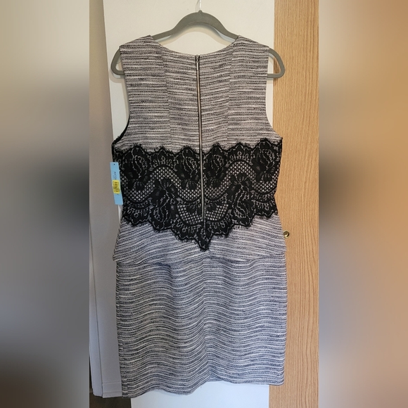 💛2 for $20💛 Bundle and save Gorgeous formal dress by ANTONIO MELANI NWT - Picture 4 of 11